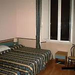 Hotel Lazzari *