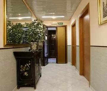 Lazzari * Rom