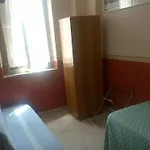 Lazzari فندق