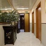 Lazzari * روما