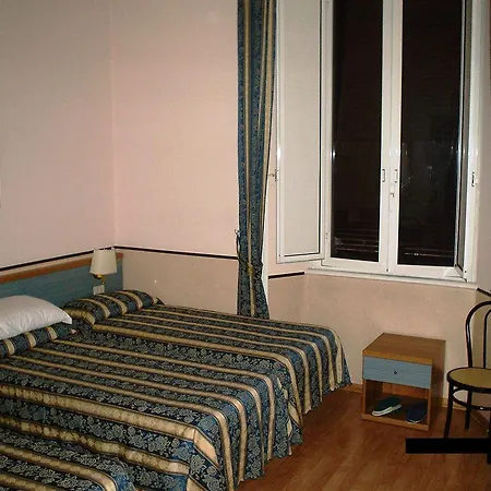 Hotel Lazzari *